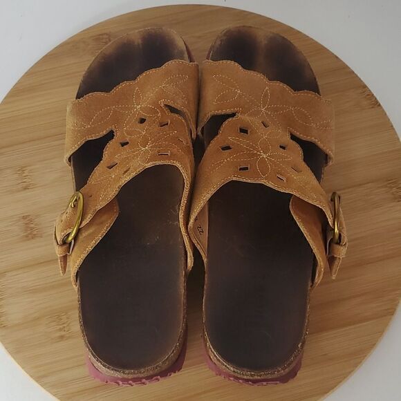 Think! Women's Suede Floral Embroidered Cut Out Slip On Sandal Camel Slides 40 - Picture 7 of 12